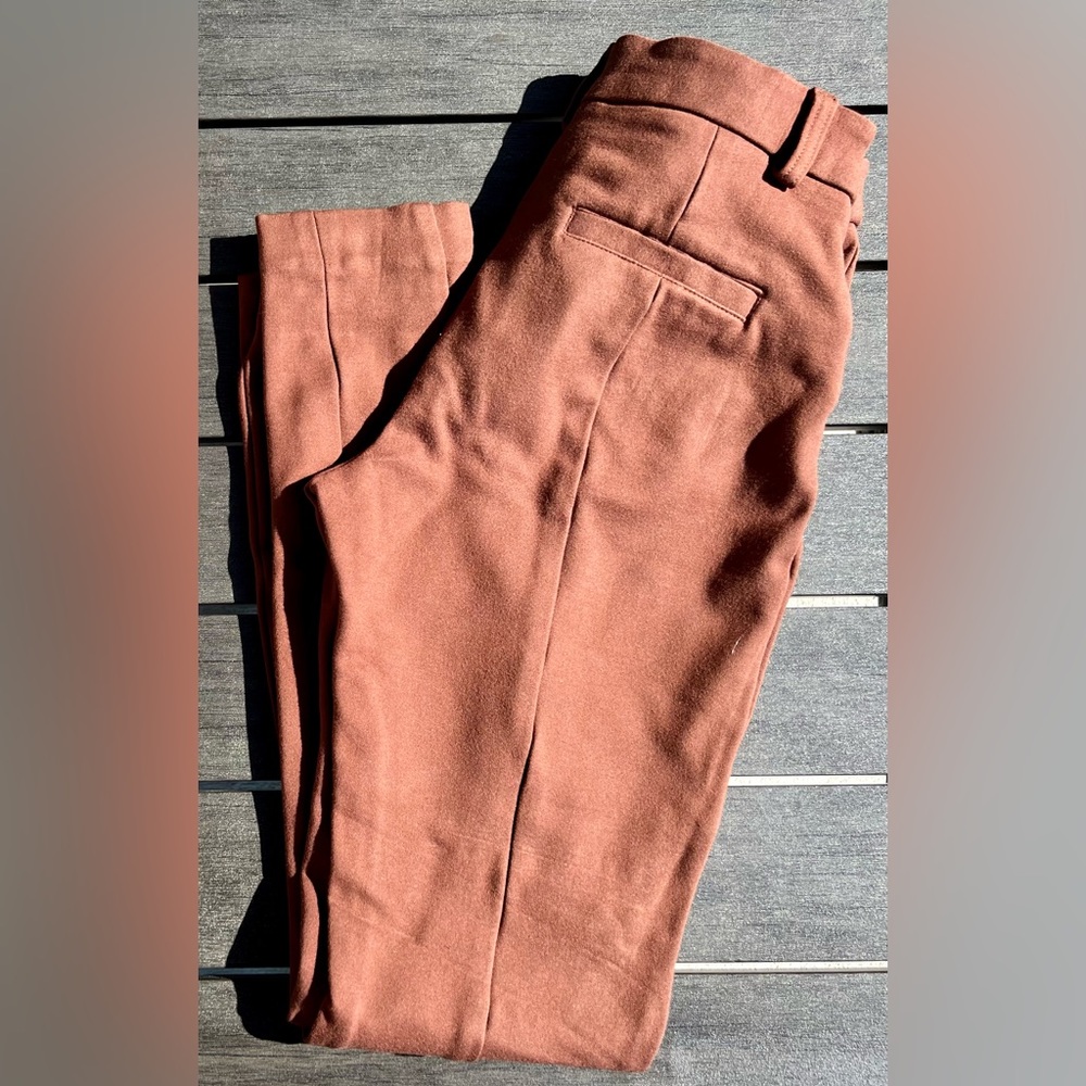 Women’s Skinny Low Rise Straight Pants - Size 2